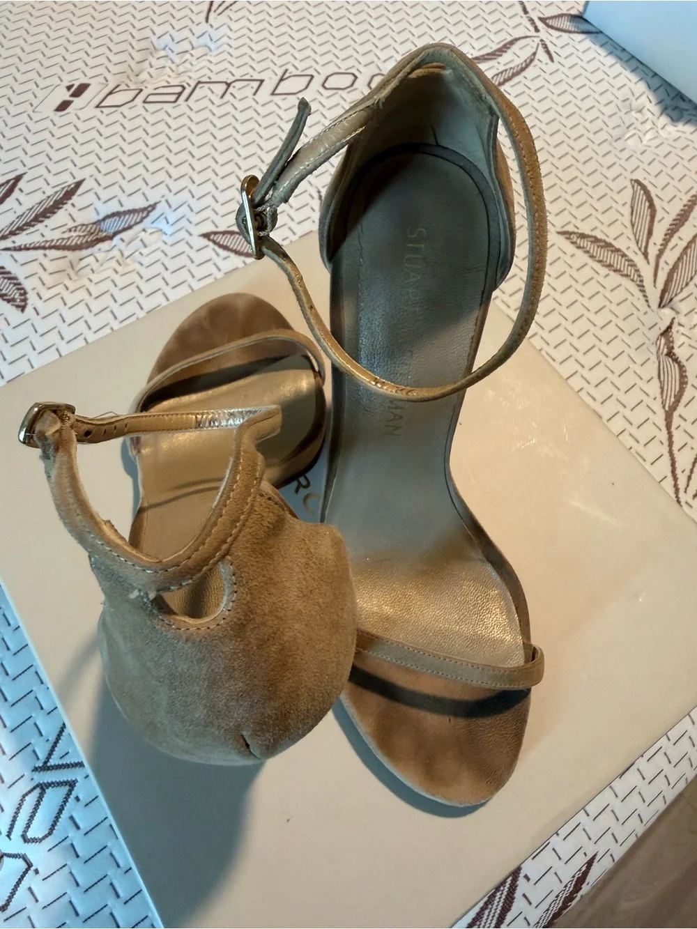 Stuart Weitzman Heels - Nudist tan suede